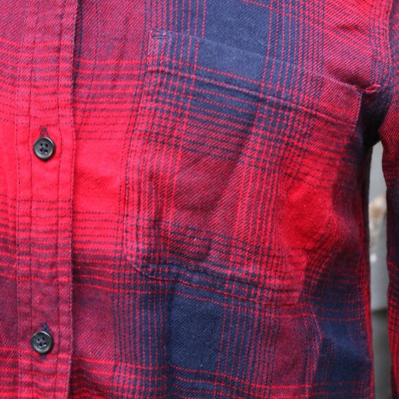 Madewell Classic Red Blue Plaid Cotton Blend Lightweight Flannel Shirt Sz SMALL - Picture 3 of 7